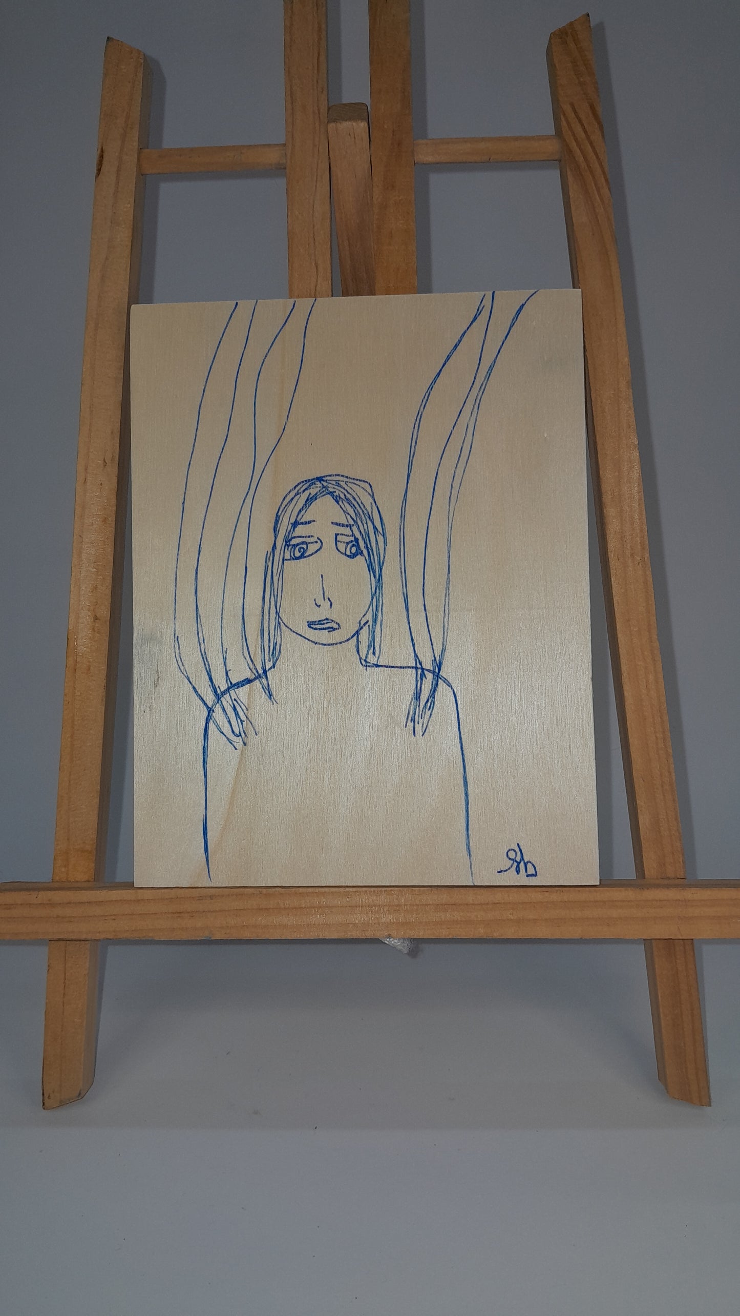 Drawing on wood canva